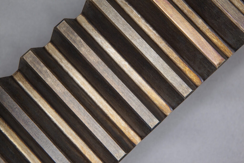 Bei Zahnstangen als auch bei Zahnrädern ist der Modul eine der wichtigsten Bestimmungsgrößen.